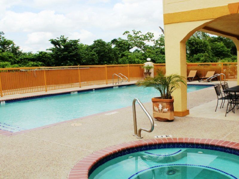 Best Western Plus Heritage Inn Houston Extérieur photo